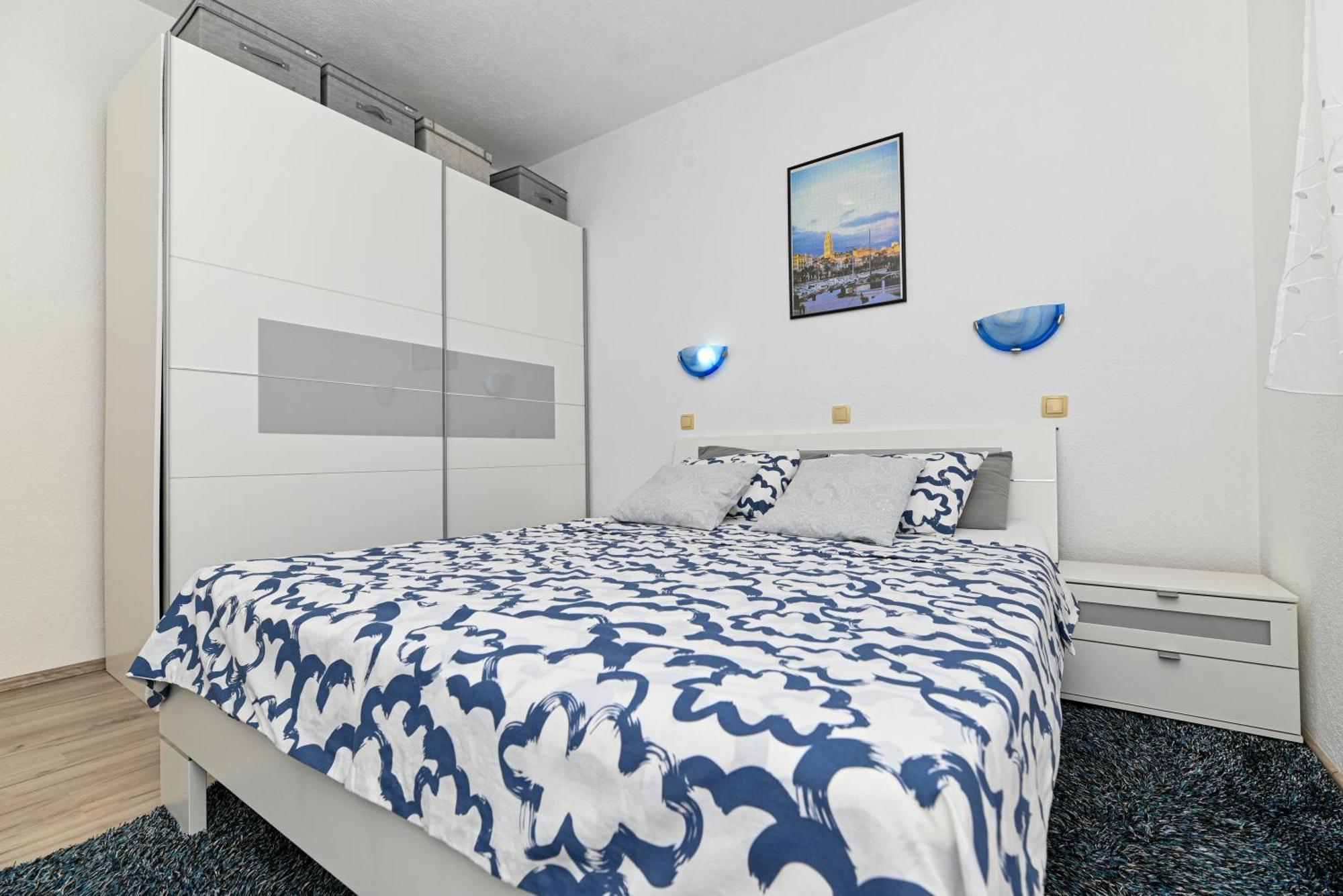Apartments Patricia Trogir Bagian luar foto